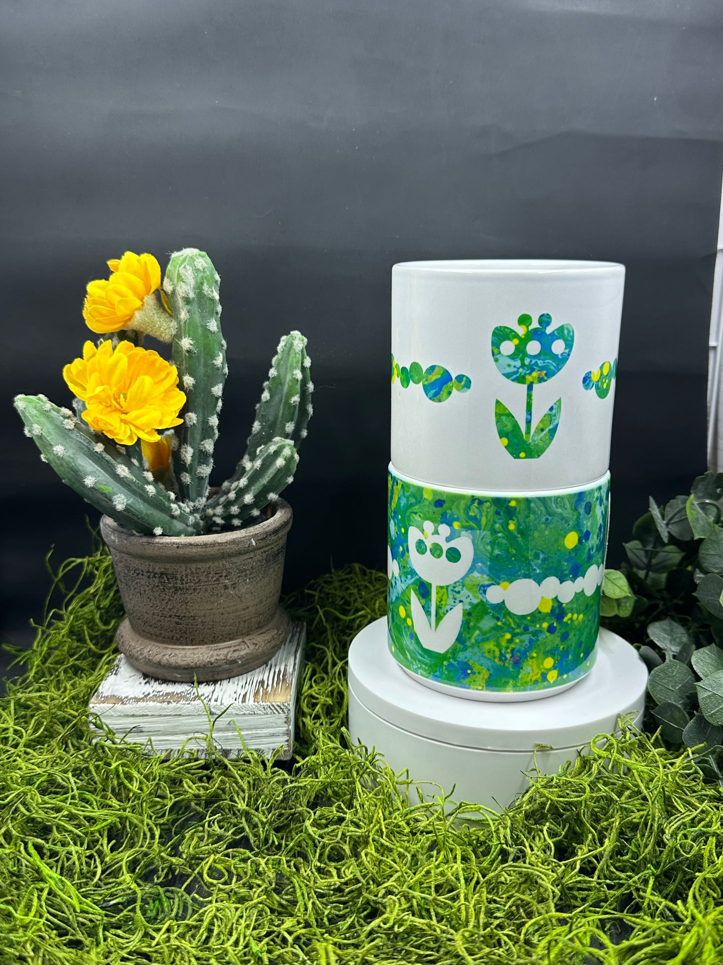 White and Green Flower Stackable 10oz Mug